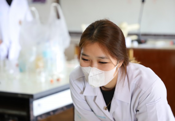 ภาพกิจกรรม  คณะวิทยาศาสตร์และเทคโนโลยี จัดกิจกรรมค่ายวิทยาศาสตร์สัญจร ปีการศึกษา 2565  โรงเรียนสลกบาตรวิทยา