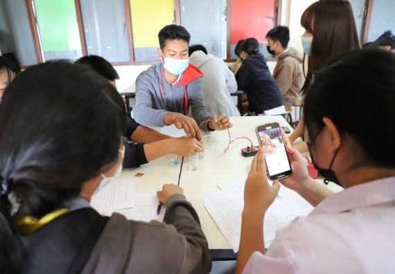 ภาพกิจกรรม  คณะวิทยาศาสตร์และเทคโนโลยี จัดกิจกรรมค่ายวิทยาศาสตร์สัญจร ปีการศึกษา 2565  โรงเรียนสลกบาตรวิทยา