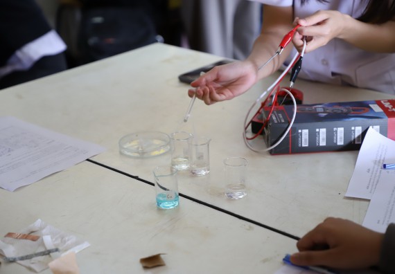 ภาพกิจกรรม  คณะวิทยาศาสตร์และเทคโนโลยี จัดกิจกรรมค่ายวิทยาศาสตร์สัญจร ปีการศึกษา 2565  โรงเรียนสลกบาตรวิทยา