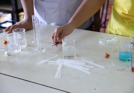 ภาพกิจกรรม  คณะวิทยาศาสตร์และเทคโนโลยี จัดกิจกรรมค่ายวิทยาศาสตร์สัญจร ปีการศึกษา 2565  โรงเรียนสลกบาตรวิทยา