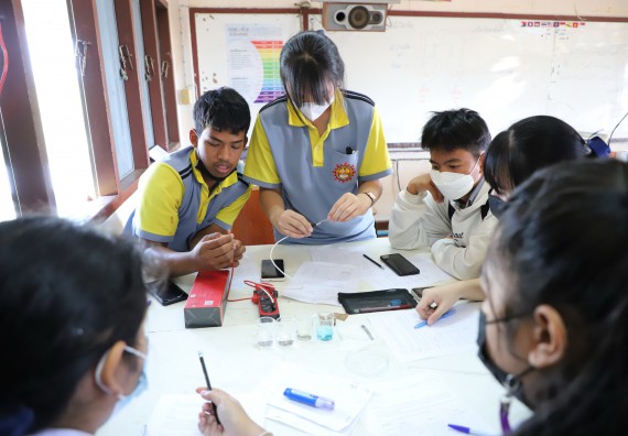 ภาพกิจกรรม  คณะวิทยาศาสตร์และเทคโนโลยี จัดกิจกรรมค่ายวิทยาศาสตร์สัญจร ปีการศึกษา 2565  โรงเรียนสลกบาตรวิทยา