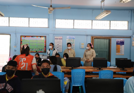 ภาพกิจกรรม  คณะวิทยาศาสตร์และเทคโนโลยี จัดกิจกรรมค่ายวิทยาศาสตร์สัญจร ปีการศึกษา 2565  โรงเรียนสลกบาตรวิทยา