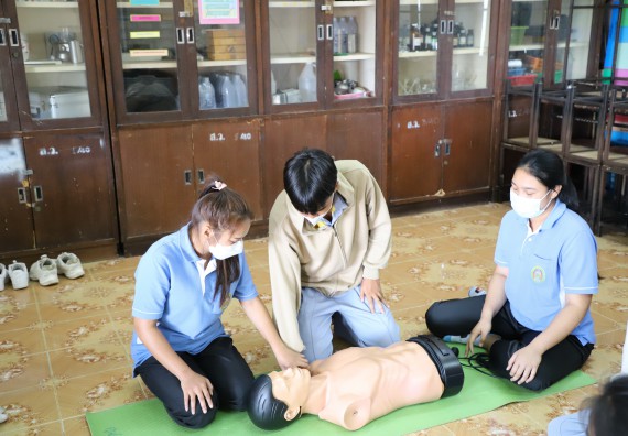 ภาพกิจกรรม  คณะวิทยาศาสตร์และเทคโนโลยี จัดกิจกรรมค่ายวิทยาศาสตร์สัญจร ปีการศึกษา 2565  โรงเรียนสลกบาตรวิทยา