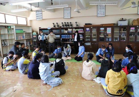 ภาพกิจกรรม  คณะวิทยาศาสตร์และเทคโนโลยี จัดกิจกรรมค่ายวิทยาศาสตร์สัญจร ปีการศึกษา 2565  โรงเรียนสลกบาตรวิทยา