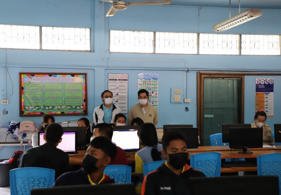 ภาพกิจกรรม  คณะวิทยาศาสตร์และเทคโนโลยี จัดกิจกรรมค่ายวิทยาศาสตร์สัญจร ปีการศึกษา 2565  โรงเรียนสลกบาตรวิทยา