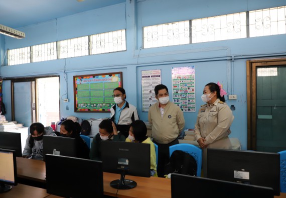 ภาพกิจกรรม  คณะวิทยาศาสตร์และเทคโนโลยี จัดกิจกรรมค่ายวิทยาศาสตร์สัญจร ปีการศึกษา 2565  โรงเรียนสลกบาตรวิทยา