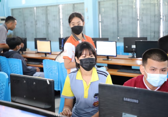 ภาพกิจกรรม  คณะวิทยาศาสตร์และเทคโนโลยี จัดกิจกรรมค่ายวิทยาศาสตร์สัญจร ปีการศึกษา 2565  โรงเรียนสลกบาตรวิทยา