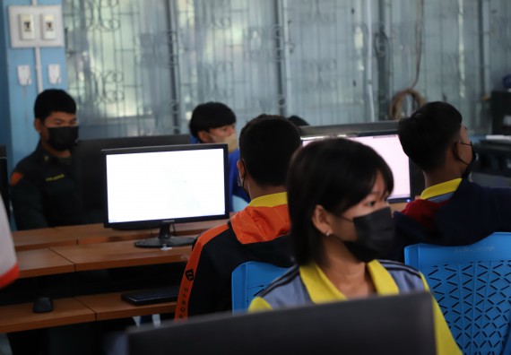 ภาพกิจกรรม  คณะวิทยาศาสตร์และเทคโนโลยี จัดกิจกรรมค่ายวิทยาศาสตร์สัญจร ปีการศึกษา 2565  โรงเรียนสลกบาตรวิทยา