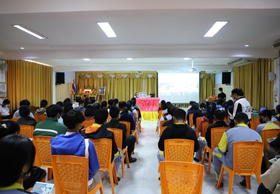 ภาพกิจกรรม  คณะวิทยาศาสตร์และเทคโนโลยี จัดกิจกรรมค่ายวิทยาศาสตร์สัญจร ปีการศึกษา 2565  โรงเรียนสลกบาตรวิทยา