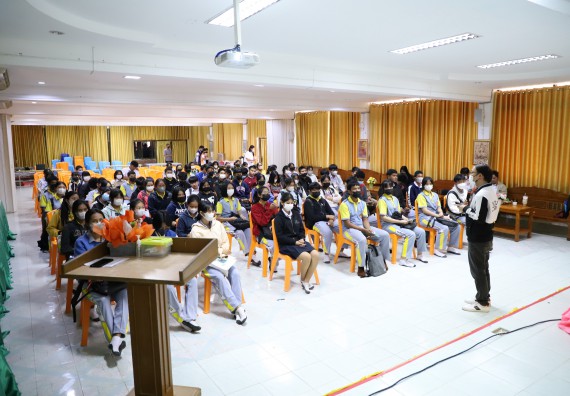 ภาพกิจกรรม  คณะวิทยาศาสตร์และเทคโนโลยี จัดกิจกรรมค่ายวิทยาศาสตร์สัญจร ปีการศึกษา 2565  โรงเรียนสลกบาตรวิทยา