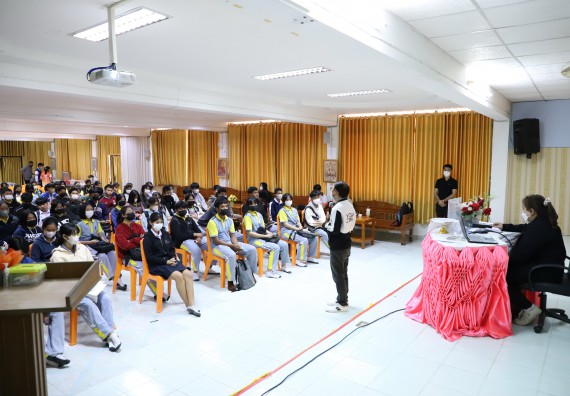 ภาพกิจกรรม  คณะวิทยาศาสตร์และเทคโนโลยี จัดกิจกรรมค่ายวิทยาศาสตร์สัญจร ปีการศึกษา 2565  โรงเรียนสลกบาตรวิทยา