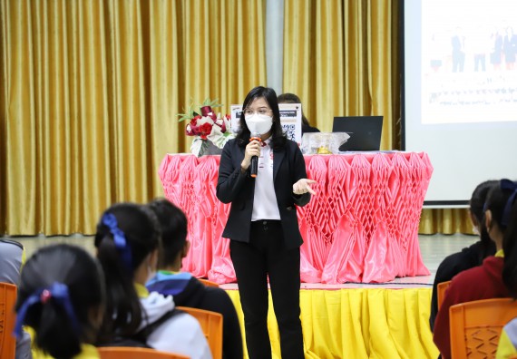 ภาพกิจกรรม  คณะวิทยาศาสตร์และเทคโนโลยี จัดกิจกรรมค่ายวิทยาศาสตร์สัญจร ปีการศึกษา 2565  โรงเรียนสลกบาตรวิทยา