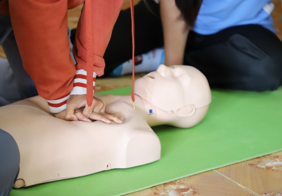ภาพกิจกรรม  คณะวิทยาศาสตร์และเทคโนโลยี จัดกิจกรรมค่ายวิทยาศาสตร์สัญจร ปีการศึกษา 2565  โรงเรียนสลกบาตรวิทยา