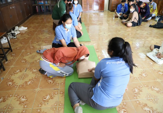 ภาพกิจกรรม  คณะวิทยาศาสตร์และเทคโนโลยี จัดกิจกรรมค่ายวิทยาศาสตร์สัญจร ปีการศึกษา 2565  โรงเรียนสลกบาตรวิทยา