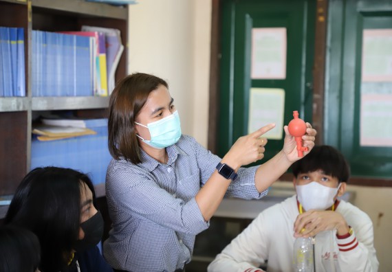 ภาพกิจกรรม  คณะวิทยาศาสตร์และเทคโนโลยี จัดกิจกรรมค่ายวิทยาศาสตร์สัญจร ปีการศึกษา 2565  โรงเรียนสลกบาตรวิทยา