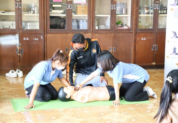 ภาพกิจกรรม  คณะวิทยาศาสตร์และเทคโนโลยี จัดกิจกรรมค่ายวิทยาศาสตร์สัญจร ปีการศึกษา 2565  โรงเรียนสลกบาตรวิทยา