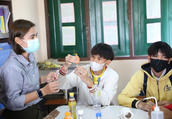 ภาพกิจกรรม  คณะวิทยาศาสตร์และเทคโนโลยี จัดกิจกรรมค่ายวิทยาศาสตร์สัญจร ปีการศึกษา 2565  โรงเรียนสลกบาตรวิทยา