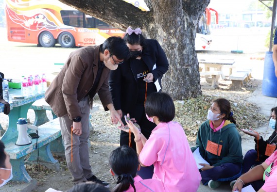 ภาพกิจกรรม   คณะวิทยาศาสตร์และเทคโนโลยี จัดกิจกรรมค่ายวิทยาศาสตร์สัญจร ปีการศึกษา 2565  โรงเรียนระหานวิทยา
