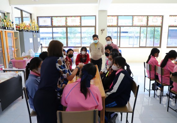 ภาพกิจกรรม   คณะวิทยาศาสตร์และเทคโนโลยี จัดกิจกรรมค่ายวิทยาศาสตร์สัญจร ปีการศึกษา 2565  โรงเรียนระหานวิทยา