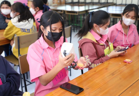 ภาพกิจกรรม   คณะวิทยาศาสตร์และเทคโนโลยี จัดกิจกรรมค่ายวิทยาศาสตร์สัญจร ปีการศึกษา 2565  โรงเรียนระหานวิทยา