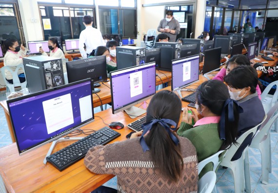 ภาพกิจกรรม   คณะวิทยาศาสตร์และเทคโนโลยี จัดกิจกรรมค่ายวิทยาศาสตร์สัญจร ปีการศึกษา 2565  โรงเรียนระหานวิทยา