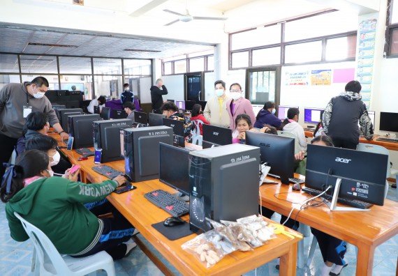 ภาพกิจกรรม   คณะวิทยาศาสตร์และเทคโนโลยี จัดกิจกรรมค่ายวิทยาศาสตร์สัญจร ปีการศึกษา 2565  โรงเรียนระหานวิทยา