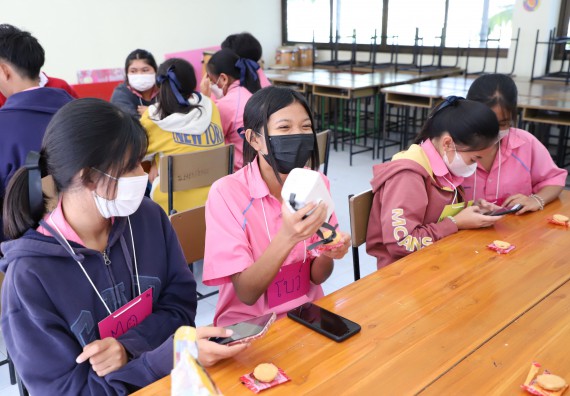 ภาพกิจกรรม   คณะวิทยาศาสตร์และเทคโนโลยี จัดกิจกรรมค่ายวิทยาศาสตร์สัญจร ปีการศึกษา 2565  โรงเรียนระหานวิทยา