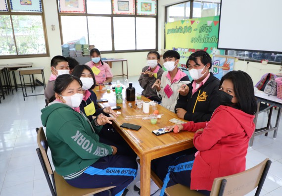 ภาพกิจกรรม   คณะวิทยาศาสตร์และเทคโนโลยี จัดกิจกรรมค่ายวิทยาศาสตร์สัญจร ปีการศึกษา 2565  โรงเรียนระหานวิทยา