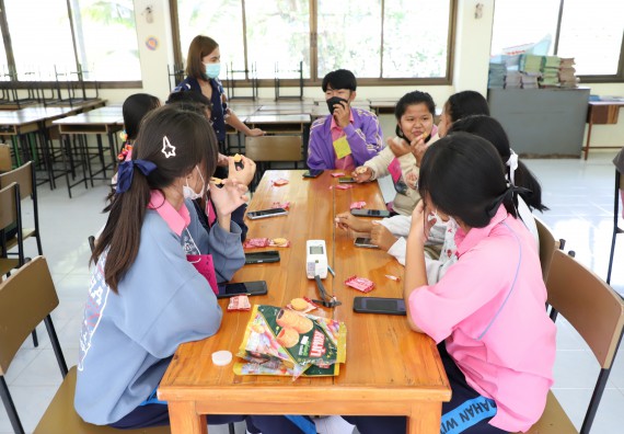 ภาพกิจกรรม   คณะวิทยาศาสตร์และเทคโนโลยี จัดกิจกรรมค่ายวิทยาศาสตร์สัญจร ปีการศึกษา 2565  โรงเรียนระหานวิทยา