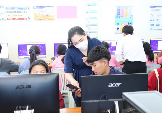 ภาพกิจกรรม   คณะวิทยาศาสตร์และเทคโนโลยี จัดกิจกรรมค่ายวิทยาศาสตร์สัญจร ปีการศึกษา 2565  โรงเรียนระหานวิทยา