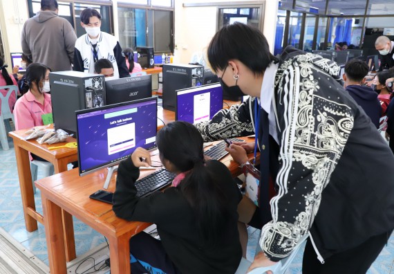 ภาพกิจกรรม   คณะวิทยาศาสตร์และเทคโนโลยี จัดกิจกรรมค่ายวิทยาศาสตร์สัญจร ปีการศึกษา 2565  โรงเรียนระหานวิทยา