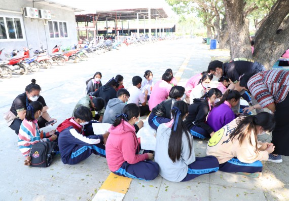 ภาพกิจกรรม   คณะวิทยาศาสตร์และเทคโนโลยี จัดกิจกรรมค่ายวิทยาศาสตร์สัญจร ปีการศึกษา 2565  โรงเรียนระหานวิทยา