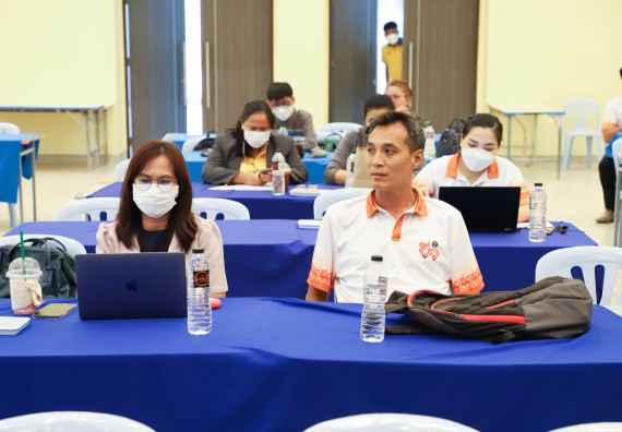 ภาพกิจกรรม  คณะวิทยาศาสตร์และเทคโนโลยี มหาวิทยาลัยราชภัฏกำแพงเพชร ขอเชิญคณาจารย์และบุคลากรเข้าร่วมอบรมเชิงปฏิบัติการเรื่อง 