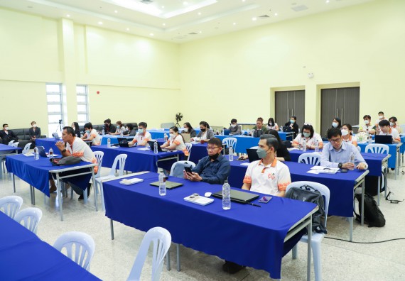 ภาพกิจกรรม  คณะวิทยาศาสตร์และเทคโนโลยี มหาวิทยาลัยราชภัฏกำแพงเพชร ขอเชิญคณาจารย์และบุคลากรเข้าร่วมอบรมเชิงปฏิบัติการเรื่อง 