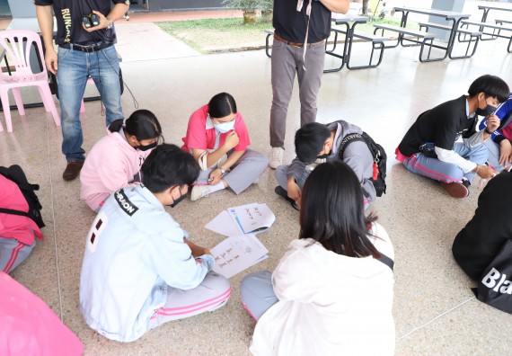 คณะวิทยาศาสตร์และเทคโนโลยี จัดกิจกรรมค่ายวิทยาศาสตร์สัญจร ปีการศึกษา 2565 ให้กับนักเรียนระดับชั้นมัธยมศึกษาตอนปลาย โรงเรียนชากังราววิทยา (อินทร์-ชุ่ม ดีสารอุปถัมภ์)