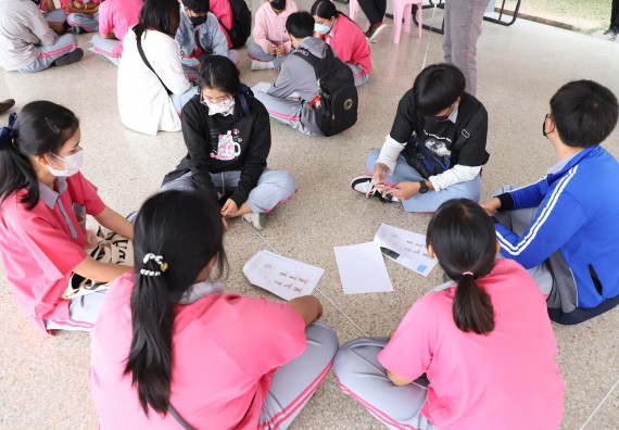 คณะวิทยาศาสตร์และเทคโนโลยี จัดกิจกรรมค่ายวิทยาศาสตร์สัญจร ปีการศึกษา 2565 ให้กับนักเรียนระดับชั้นมัธยมศึกษาตอนปลาย โรงเรียนชากังราววิทยา (อินทร์-ชุ่ม ดีสารอุปถัมภ์)