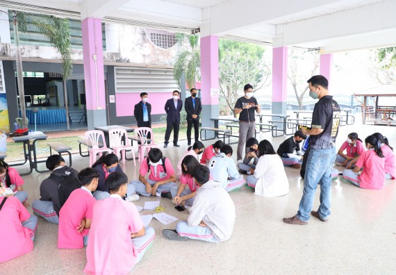 คณะวิทยาศาสตร์และเทคโนโลยี จัดกิจกรรมค่ายวิทยาศาสตร์สัญจร ปีการศึกษา 2565 ให้กับนักเรียนระดับชั้นมัธยมศึกษาตอนปลาย โรงเรียนชากังราววิทยา (อินทร์-ชุ่ม ดีสารอุปถัมภ์)