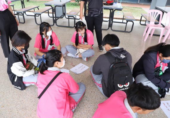 คณะวิทยาศาสตร์และเทคโนโลยี จัดกิจกรรมค่ายวิทยาศาสตร์สัญจร ปีการศึกษา 2565 ให้กับนักเรียนระดับชั้นมัธยมศึกษาตอนปลาย โรงเรียนชากังราววิทยา (อินทร์-ชุ่ม ดีสารอุปถัมภ์)