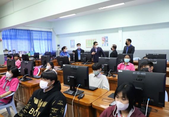 คณะวิทยาศาสตร์และเทคโนโลยี จัดกิจกรรมค่ายวิทยาศาสตร์สัญจร ปีการศึกษา 2565 ให้กับนักเรียนระดับชั้นมัธยมศึกษาตอนปลาย โรงเรียนชากังราววิทยา (อินทร์-ชุ่ม ดีสารอุปถัมภ์)