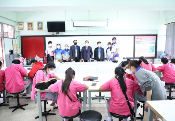 คณะวิทยาศาสตร์และเทคโนโลยี จัดกิจกรรมค่ายวิทยาศาสตร์สัญจร ปีการศึกษา 2565 ให้กับนักเรียนระดับชั้นมัธยมศึกษาตอนปลาย โรงเรียนชากังราววิทยา (อินทร์-ชุ่ม ดีสารอุปถัมภ์)