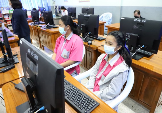 คณะวิทยาศาสตร์และเทคโนโลยี จัดกิจกรรมค่ายวิทยาศาสตร์สัญจร ปีการศึกษา 2565 ให้กับนักเรียนระดับชั้นมัธยมศึกษาตอนปลาย โรงเรียนชากังราววิทยา (อินทร์-ชุ่ม ดีสารอุปถัมภ์)