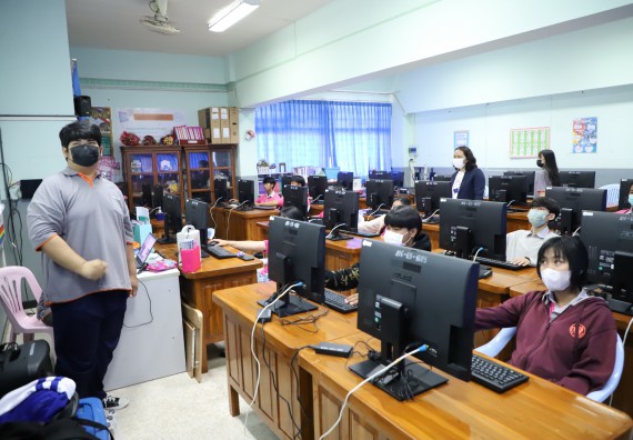 คณะวิทยาศาสตร์และเทคโนโลยี จัดกิจกรรมค่ายวิทยาศาสตร์สัญจร ปีการศึกษา 2565 ให้กับนักเรียนระดับชั้นมัธยมศึกษาตอนปลาย โรงเรียนชากังราววิทยา (อินทร์-ชุ่ม ดีสารอุปถัมภ์)