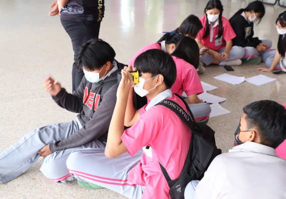 คณะวิทยาศาสตร์และเทคโนโลยี จัดกิจกรรมค่ายวิทยาศาสตร์สัญจร ปีการศึกษา 2565 ให้กับนักเรียนระดับชั้นมัธยมศึกษาตอนปลาย โรงเรียนชากังราววิทยา (อินทร์-ชุ่ม ดีสารอุปถัมภ์)