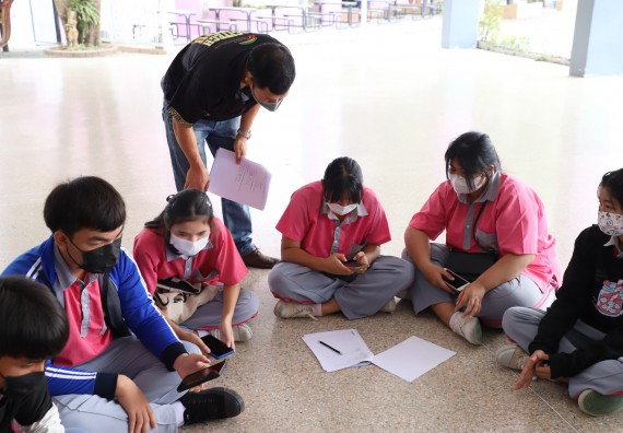 คณะวิทยาศาสตร์และเทคโนโลยี จัดกิจกรรมค่ายวิทยาศาสตร์สัญจร ปีการศึกษา 2565 ให้กับนักเรียนระดับชั้นมัธยมศึกษาตอนปลาย โรงเรียนชากังราววิทยา (อินทร์-ชุ่ม ดีสารอุปถัมภ์)