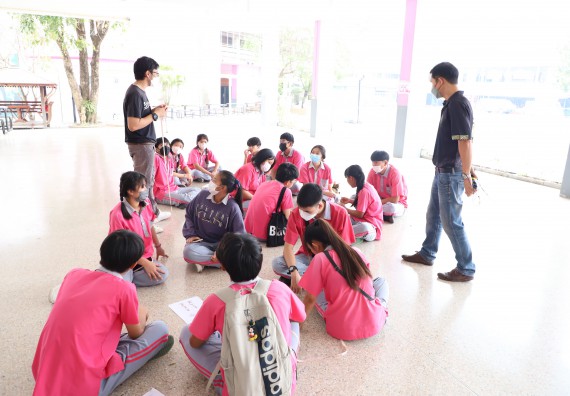 คณะวิทยาศาสตร์และเทคโนโลยี จัดกิจกรรมค่ายวิทยาศาสตร์สัญจร ปีการศึกษา 2565 ให้กับนักเรียนระดับชั้นมัธยมศึกษาตอนปลาย โรงเรียนชากังราววิทยา (อินทร์-ชุ่ม ดีสารอุปถัมภ์)