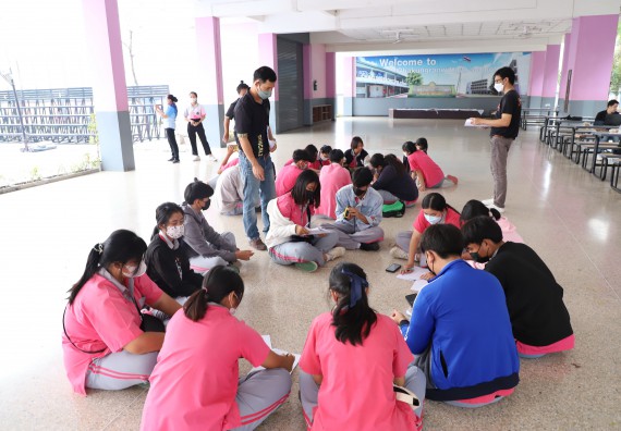 คณะวิทยาศาสตร์และเทคโนโลยี จัดกิจกรรมค่ายวิทยาศาสตร์สัญจร ปีการศึกษา 2565 ให้กับนักเรียนระดับชั้นมัธยมศึกษาตอนปลาย โรงเรียนชากังราววิทยา (อินทร์-ชุ่ม ดีสารอุปถัมภ์)