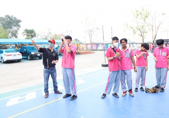 คณะวิทยาศาสตร์และเทคโนโลยี จัดกิจกรรมค่ายวิทยาศาสตร์สัญจร ปีการศึกษา 2565 ให้กับนักเรียนระดับชั้นมัธยมศึกษาตอนปลาย โรงเรียนชากังราววิทยา (อินทร์-ชุ่ม ดีสารอุปถัมภ์)