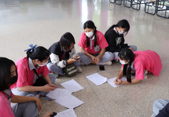 คณะวิทยาศาสตร์และเทคโนโลยี จัดกิจกรรมค่ายวิทยาศาสตร์สัญจร ปีการศึกษา 2565 ให้กับนักเรียนระดับชั้นมัธยมศึกษาตอนปลาย โรงเรียนชากังราววิทยา (อินทร์-ชุ่ม ดีสารอุปถัมภ์)