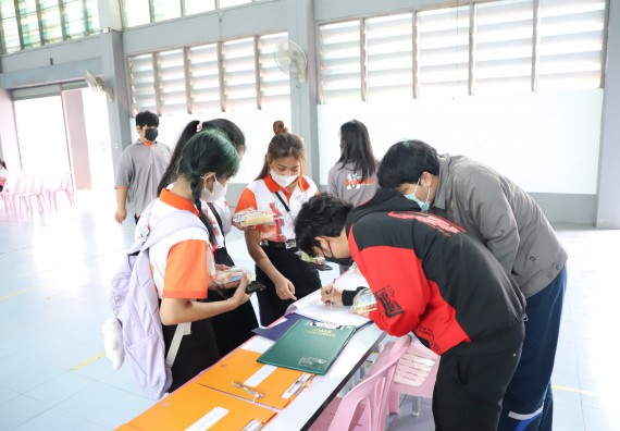 คณะวิทยาศาสตร์และเทคโนโลยี จัดกิจกรรมค่ายวิทยาศาสตร์สัญจร ปีการศึกษา 2565 ให้กับนักเรียนระดับชั้นมัธยมศึกษาตอนปลาย โรงเรียนชากังราววิทยา (อินทร์-ชุ่ม ดีสารอุปถัมภ์)