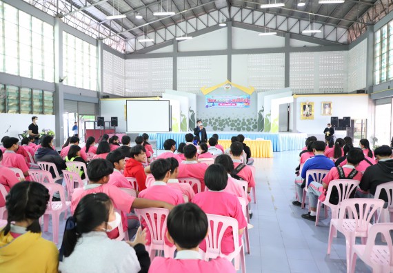 คณะวิทยาศาสตร์และเทคโนโลยี จัดกิจกรรมค่ายวิทยาศาสตร์สัญจร ปีการศึกษา 2565 ให้กับนักเรียนระดับชั้นมัธยมศึกษาตอนปลาย โรงเรียนชากังราววิทยา (อินทร์-ชุ่ม ดีสารอุปถัมภ์)